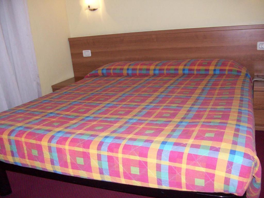 Royal Hotel Milan Room photo